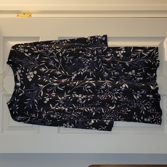 LOFT Dresses & Skirts - Loft Outlet Long Sleeve Dress